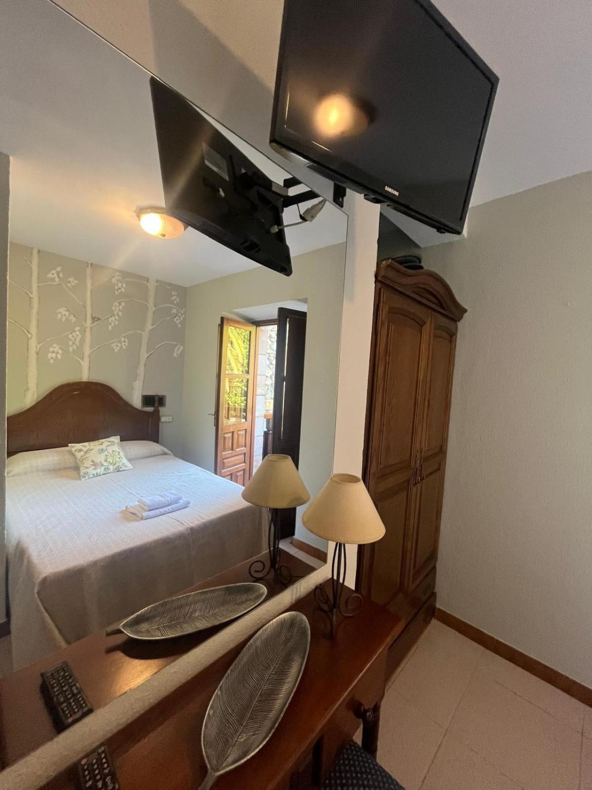 El Pucheru 4 Almas Hotel Barcenaciones Kültér fotó